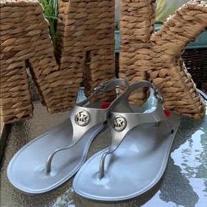 NWOT- MK Jelly Silver Sandal